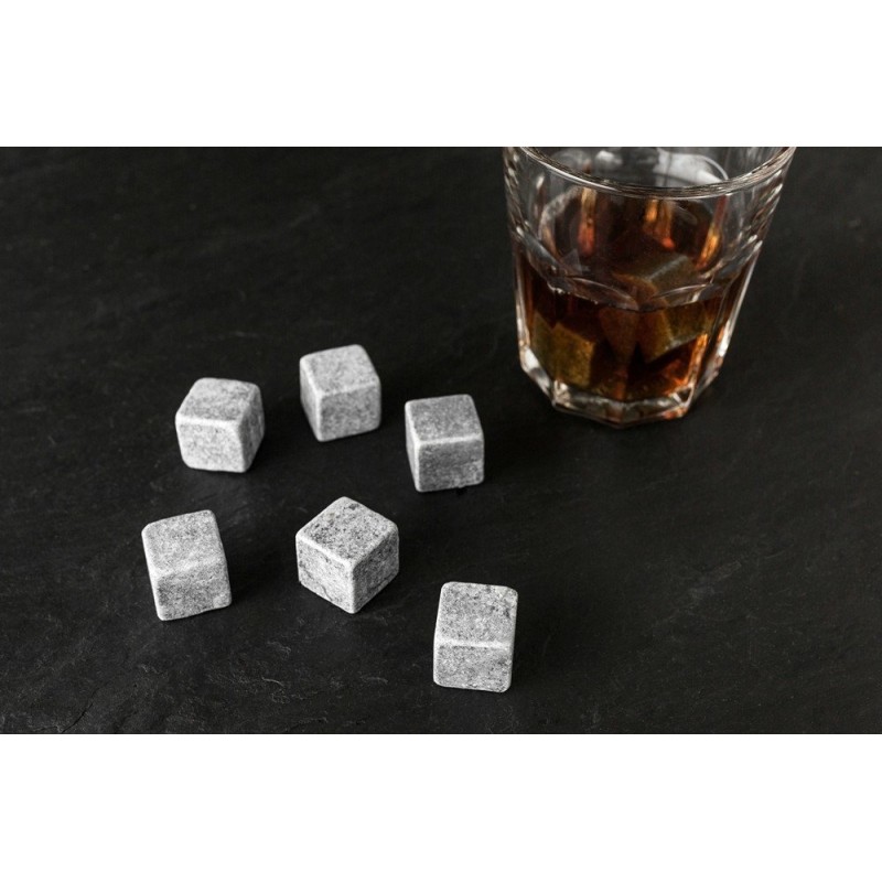 Cuburi de roca dura - raceste bautura preferata (whisky ?) fara sa o diluezi cu cuburi de gheață
