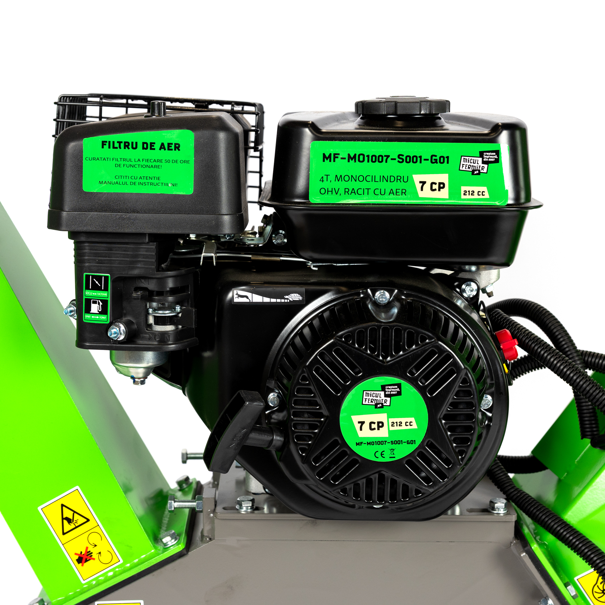 tocator de crengi micul fermier, motor benzina 7 cp, 100 mm diametru maxim de taiere, pentru rumegus