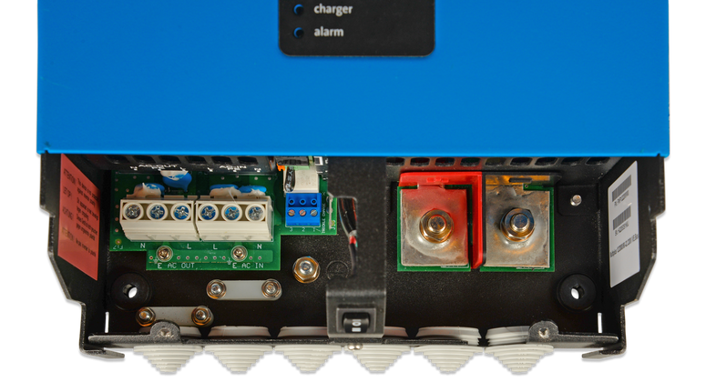 invertor cu charger 12v 2000va victron energy multiplus 12/2000/80-32 - imagine 7