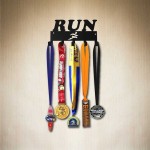 Cadouri Barbati, Cuier pentru medalii pentru alergători -1, dioda.ro