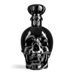 Cadouri Barbati, O sticlă unică în formă și culoare pentru băutura ta preferată SKULL negru 750 ml -1, dioda.ro