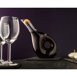 Cadouri Barbati, Carafa decantor de vin (sau pentru bautura preferata) TWISTED -8, dioda.ro