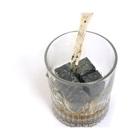 Cuburi de roca dura - raceste bautura preferata (whisky ?) fara sa o diluezi cu cuburi de gheață