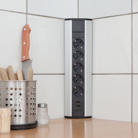 distribuitor de colt 5 x 250v, 16a / 2 x usb, 2,1a