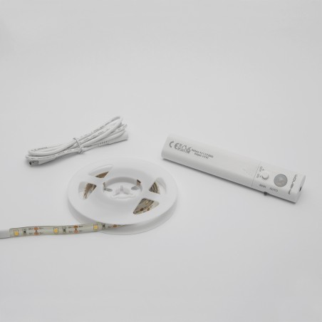 banda led cu senzor de miscare, cu baterie, 100 cm