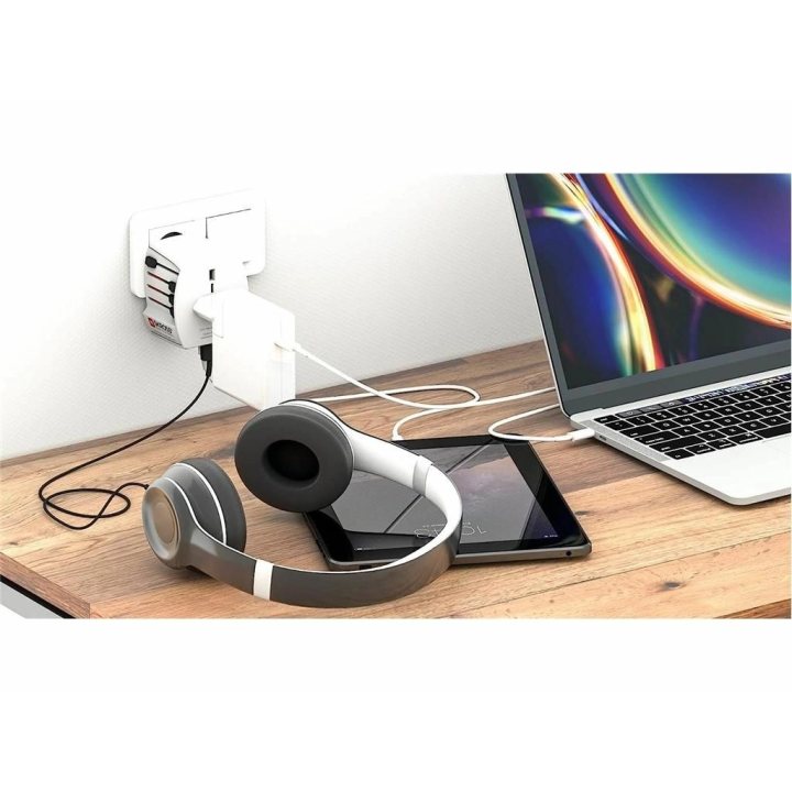 adaptor priza universal skross 1.302962, 1x usb-a, 1x usb-c