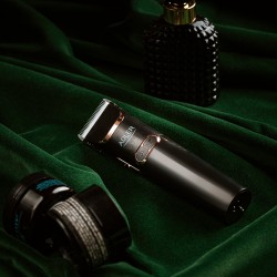 aparat de tuns cu lama ceramica ad 2832 adler