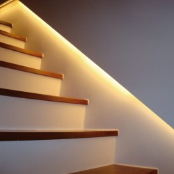 banda led 2x1.5 m 2 senzori miscare platinet