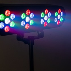 led bar 4x7x1w rgbw + trepied