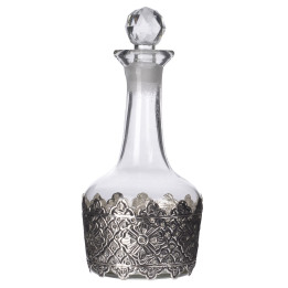 
                
    sticla cu dop si ornamente metalice, 9x20 cm
            