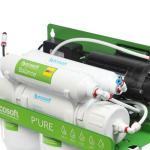 Filtru de osmoză inversă PURE Balance pe suport metalic cu pompă Filtru de osmoză inversă PURE Balance pe suport metalic cu pompă
