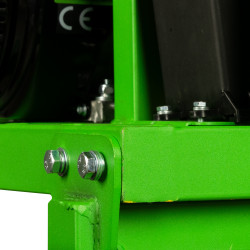 tocator crengi micul fermier, motor benzina 18cp, diametru maxim de taiere o120mm, cu carlig de remorcare, pentru brichete