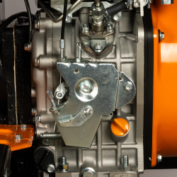 mini tractor detoolz, 17cp, 530cc, motor pe motorina 4t, 4x4, 4 viteze, pornire electrica, 2 cutii de viteze