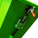 tocator de crengi micul fermier, motor benzina 15 cp, cu carlig de remorcare, 150 mm diametru maxim de taiere, pentru rumegus