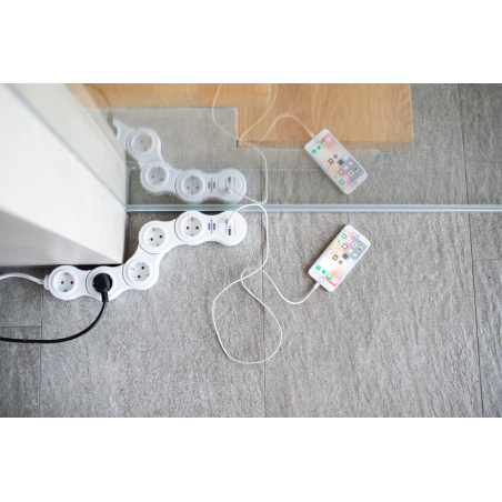 prelungitor reglabil brennenstuhl 5 prize si 2 usb-uri, 1,4m, comutator de siguranta