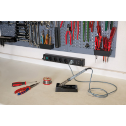 prelungitor brennenstuhl bremounta 5 prize, 2 usb-uri, 3m, buton on off, prindere in suruburi