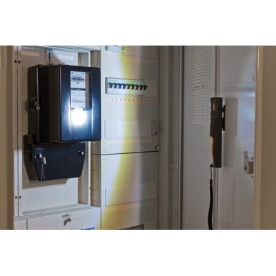 lanterna de lucru led brennenstuhl 1175890, led, 200 +150 lumeni, 4+1 smd led,  acumulator 1600mah, autonomie 3.5 ore