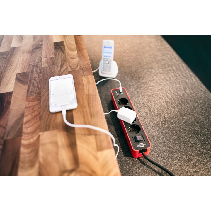 prelungitor brennenstuhl ecolor 4 prize, 2xusb, 1.5m rosu negru