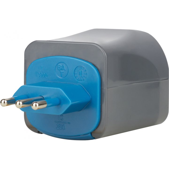 set adaptor pentru priza brennenstuhl 7 in1, universal peste 150 de tari