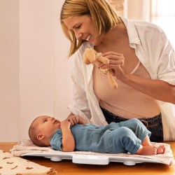 cantar pentru bebelusi cecotec babycare smartweight  40 kg, 60 cm, led