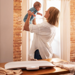 cantar pentru bebelusi cecotec babycare smartweight  40 kg, 60 cm, led