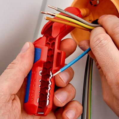 KNIPEX ErgoStrip® Unealta de dezizolare universala , Decablator Dezizolator