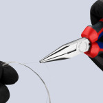 Clește plat-rotund cu tăiș