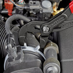 Cleşte pentru coliere din bandă elastică