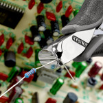 Tăietor frontal pentru sisteme electronice ESD