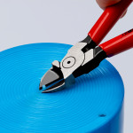 Sfi curi de taiere pentru plastic