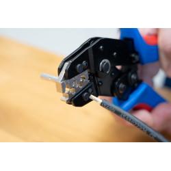 clestii de sertizat multi