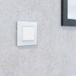 comutator de perete shelly blu wall switch 4 + rama pentru cadre legrand shelly