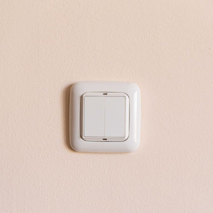 comutator de perete shelly blu wall switch 4 + rama busch-jaeger