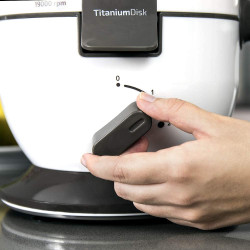 storcator de fructe si legume cecotec extremetitanium 19000, 650 w, 19000 rpm, 2 viteze, sistem de siguranta, recipient suc 500 