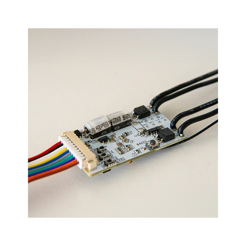 resigilat modul wi-fi inteligent universal shelly plus uni
