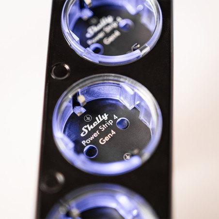 resigilat prelungitor inteligent cu 4 prize si masurare consum negru - shelly power strip 4 gen4
