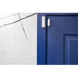 resigilat shelly wave door/window lr - senzor inteligent z-wave pentru usi si ferestre, tehnologie long range (lr)