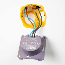 shelly 2-output powerbase for wall display - baza de schimb cu 2 iesiri independente (releu dublu), montaj in doza, acceso
