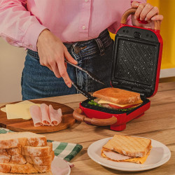 sandwich maker cecotec rock ntoast retro one,  3 in 1, 700w, sandwich, gofre, gogosi
