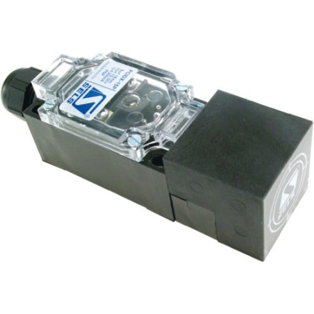 Senzor:inductiv Rază:0÷15mm Config.ieşire:cu 2 cabluri NC PCIAX-15R