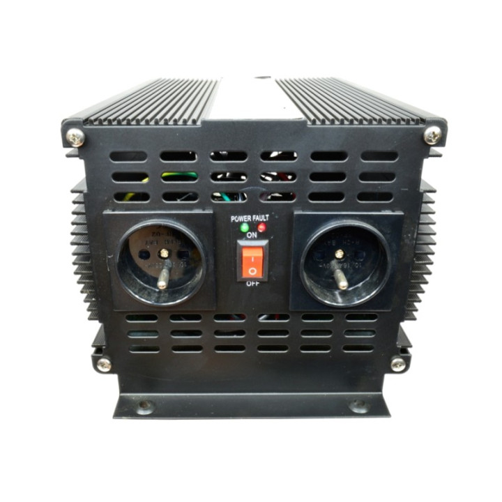 Invertoare auto, RESIGILAT Invertor auto camion tir Convertor 24v 220v IPS 4000 24V -3, dioda.ro