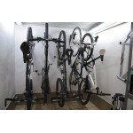 Casa Gradina, Prindere pe perete pentru biciclete -1, dioda.ro